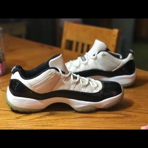 Jordan Concord 11s